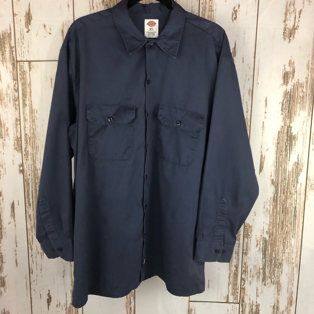 Dickies Work Shirt, Size XL. In excellent condition!